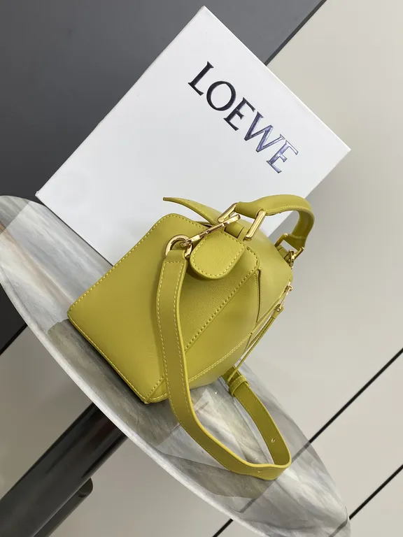 Loewe Bag 